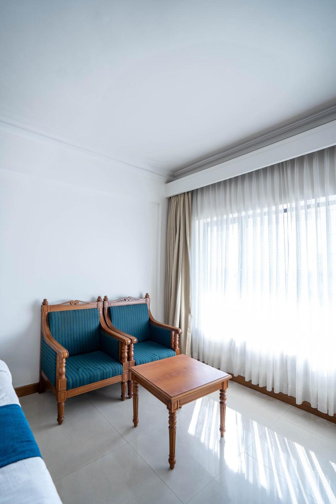 Casino Hotels Ltd Thrissur Exterior foto