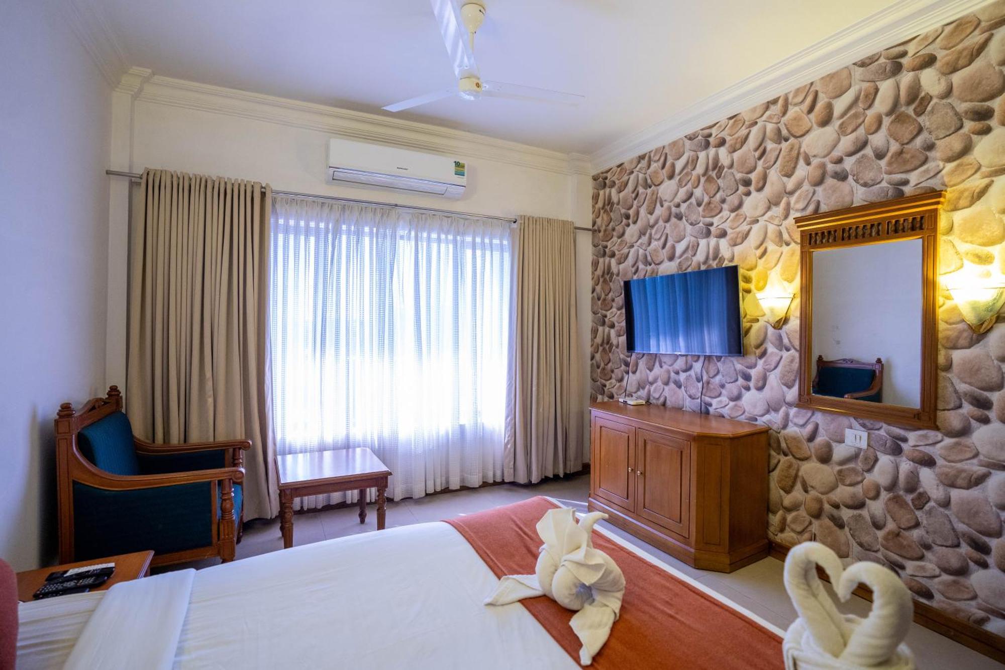 Casino Hotels Ltd Thrissur Exterior foto