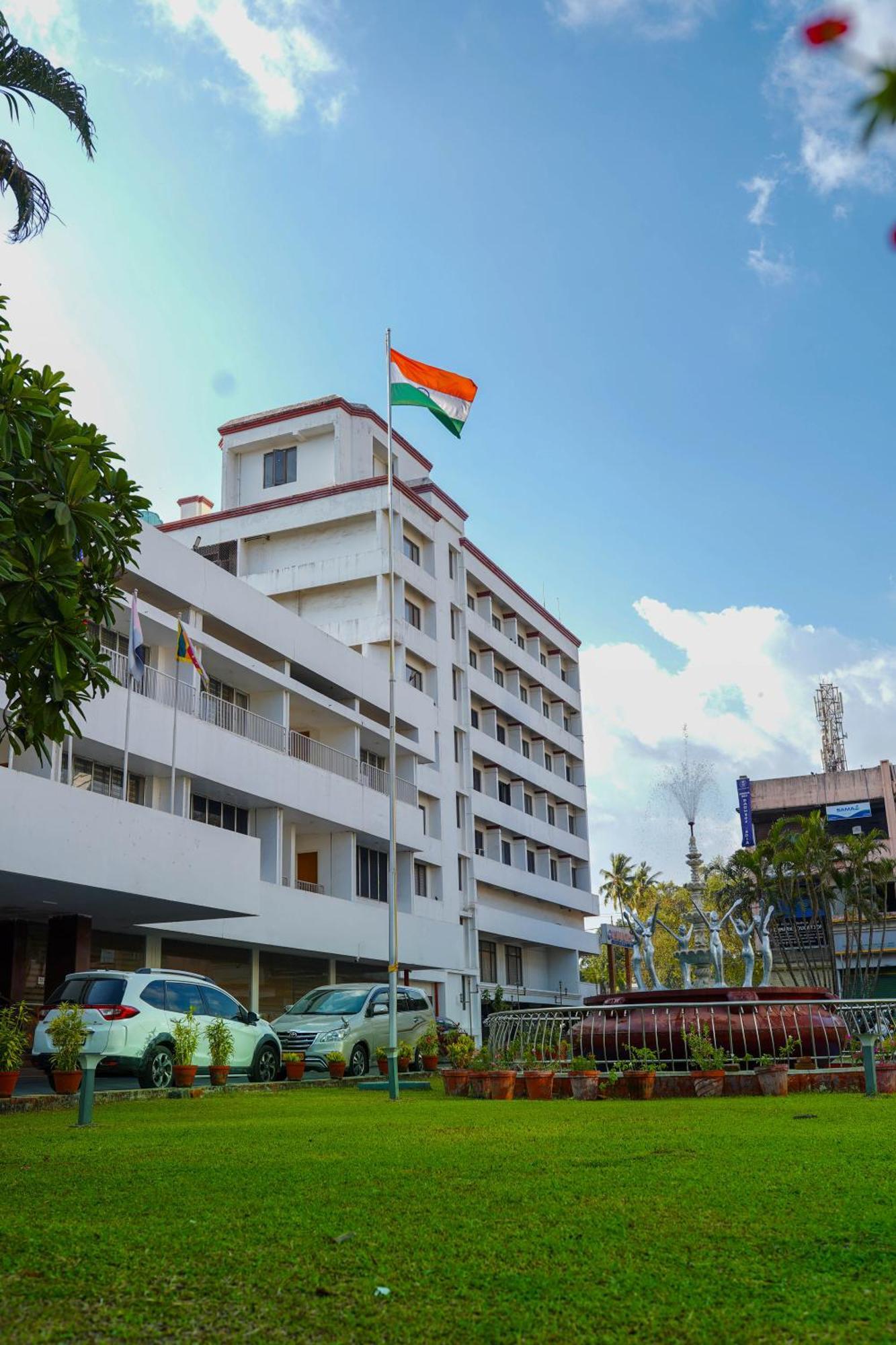Casino Hotels Ltd Thrissur Exterior foto